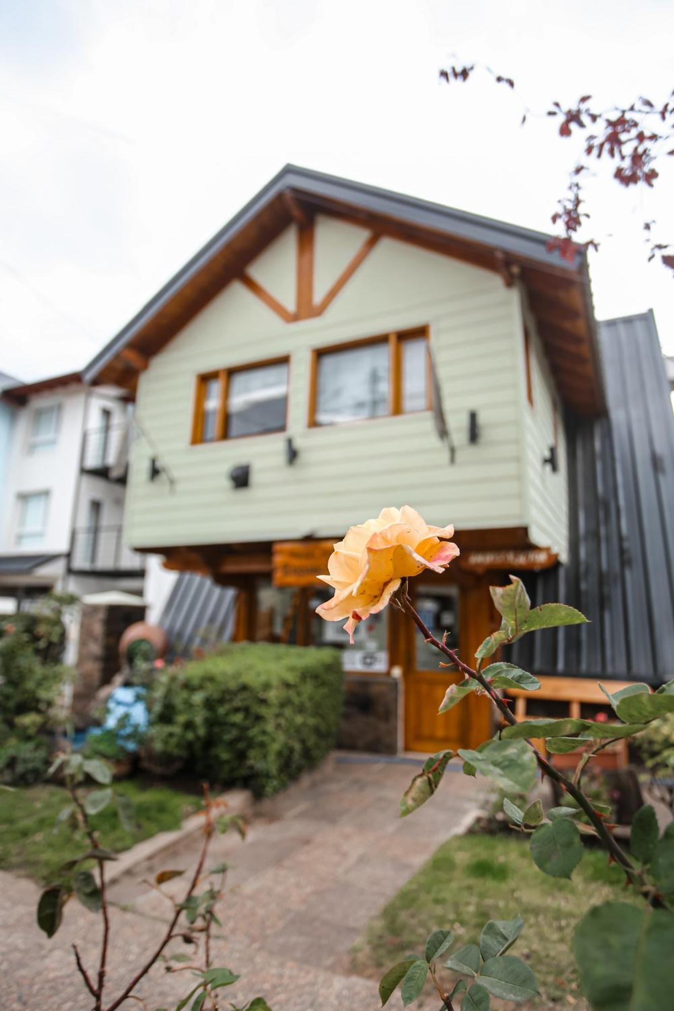 Apart Hotel Ensueno San Martin de los Andes Exterior photo